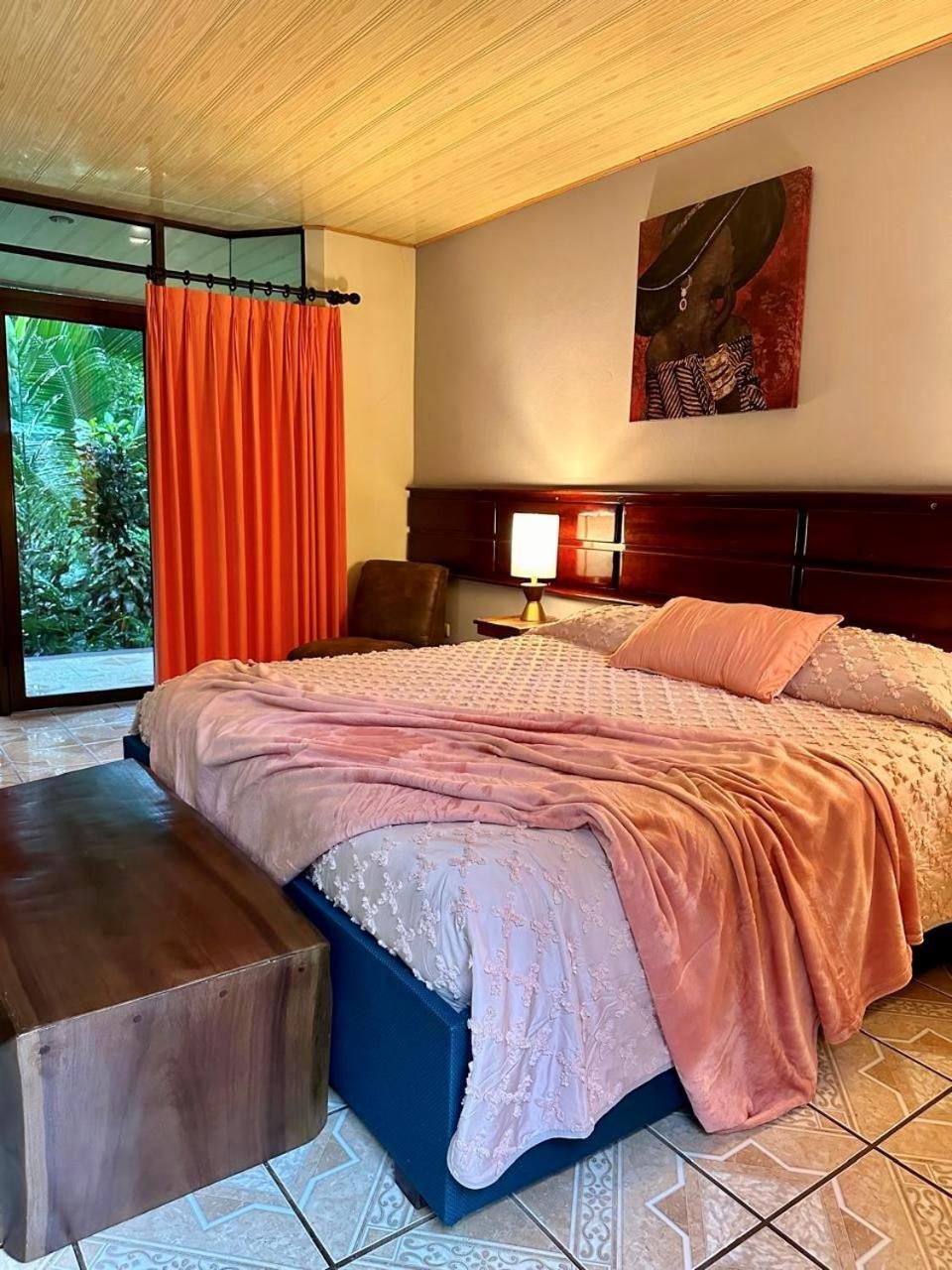 Ara Ambigua Lodge Sarapiquí Exterior foto