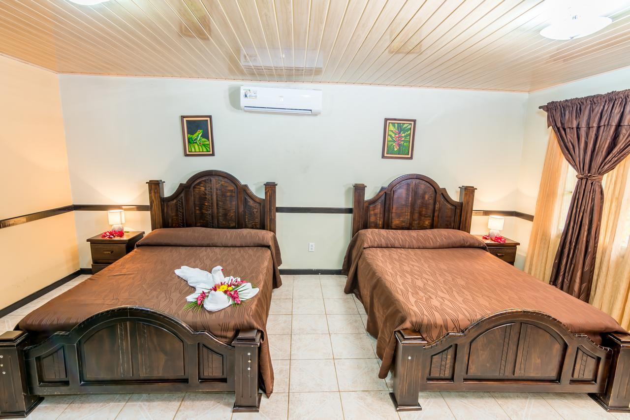 Ara Ambigua Lodge Sarapiquí Exterior foto