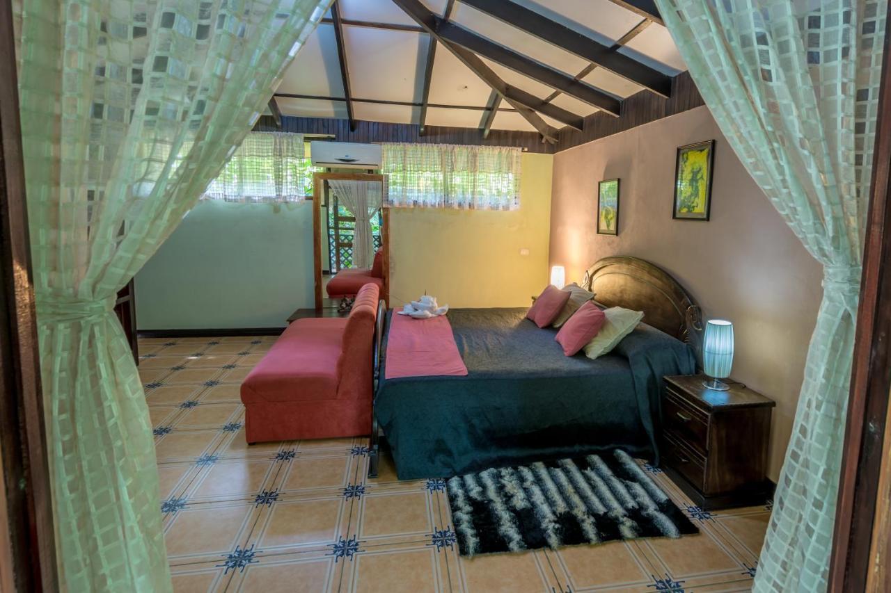 Ara Ambigua Lodge Sarapiquí Exterior foto