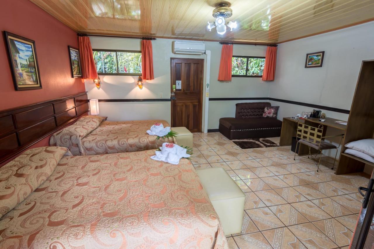 Ara Ambigua Lodge Sarapiquí Exterior foto